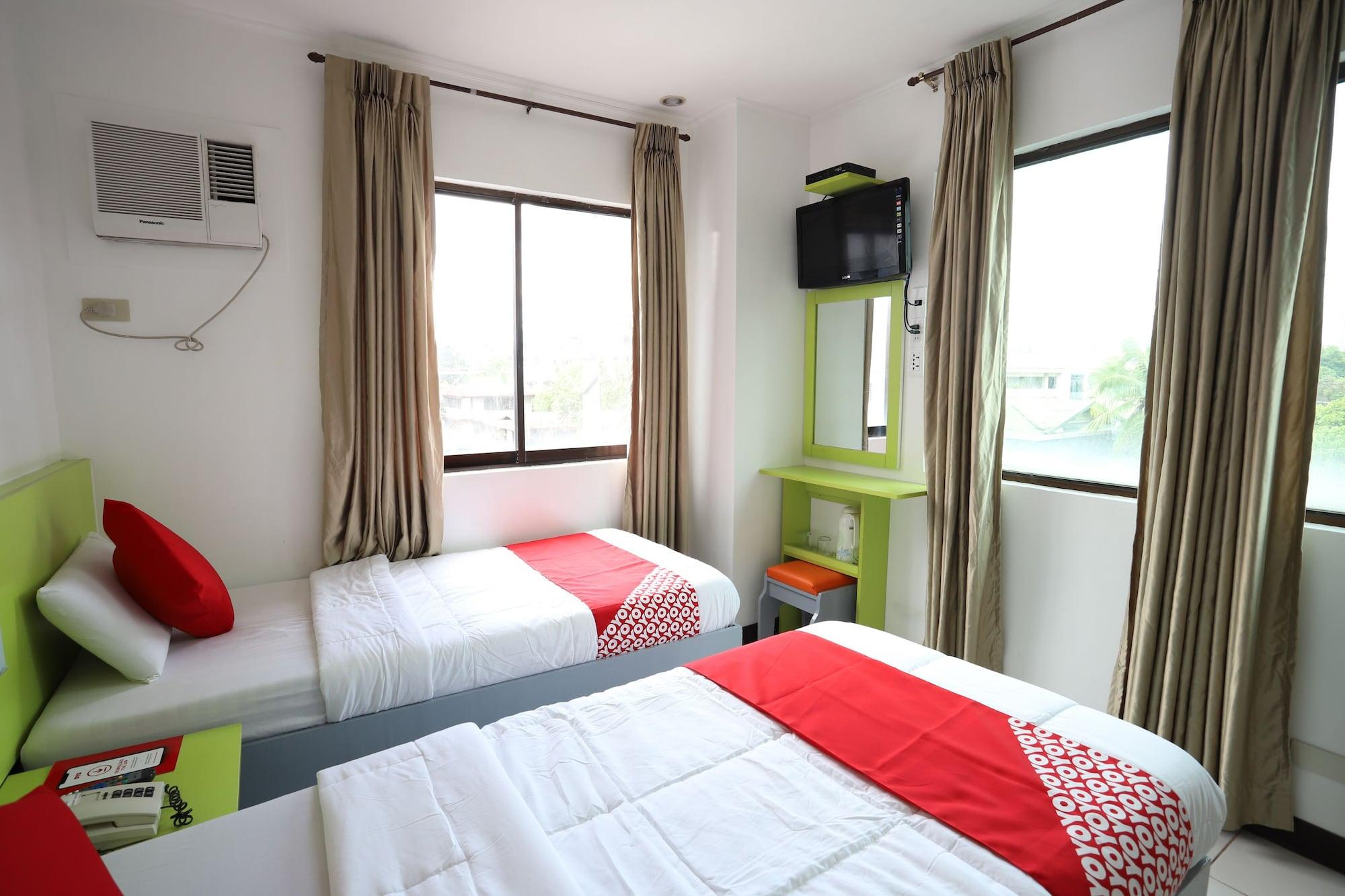 Oyo 210 Apple Tree Suites Cebu Eksteriør billede