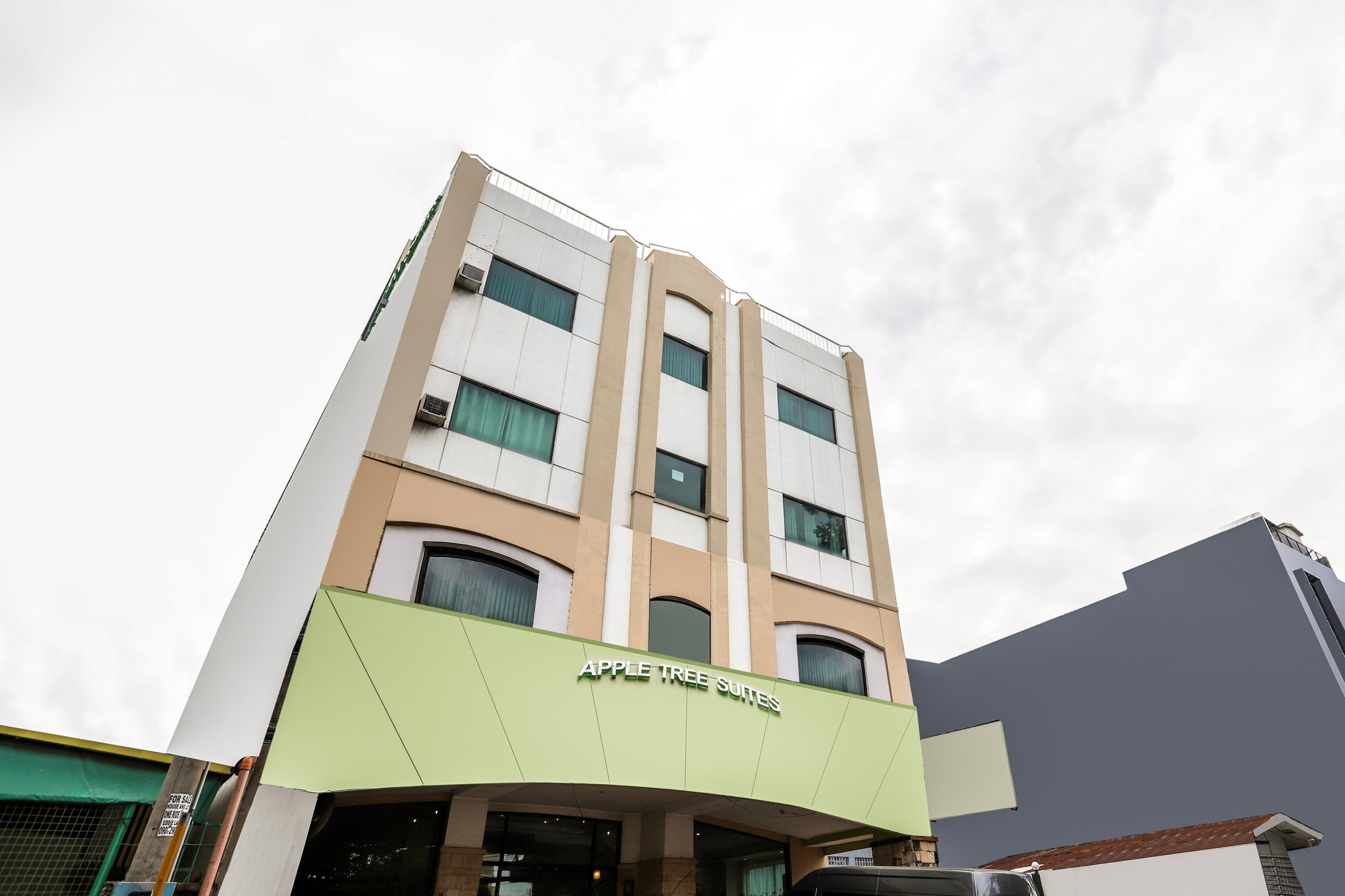 Oyo 210 Apple Tree Suites Cebu Eksteriør billede