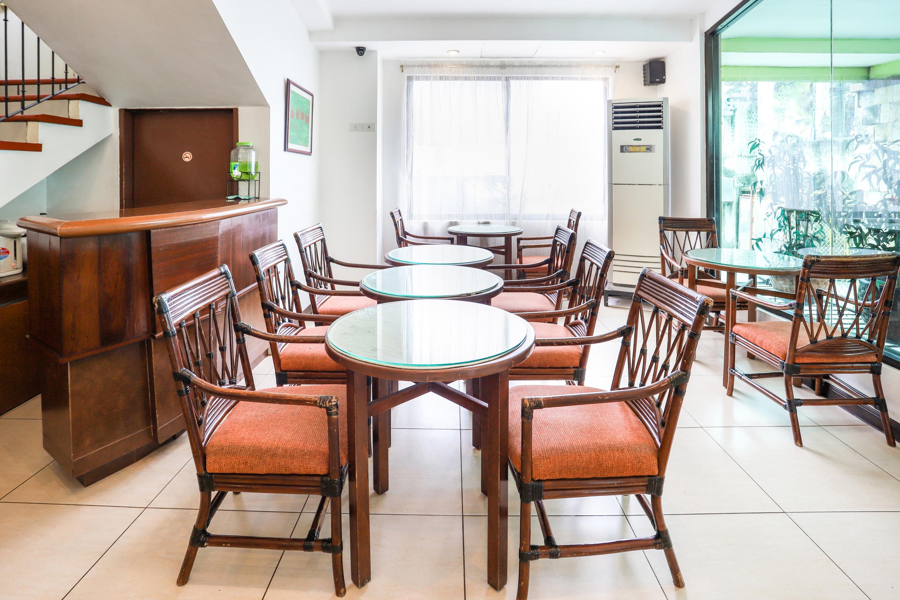 Oyo 210 Apple Tree Suites Cebu Eksteriør billede