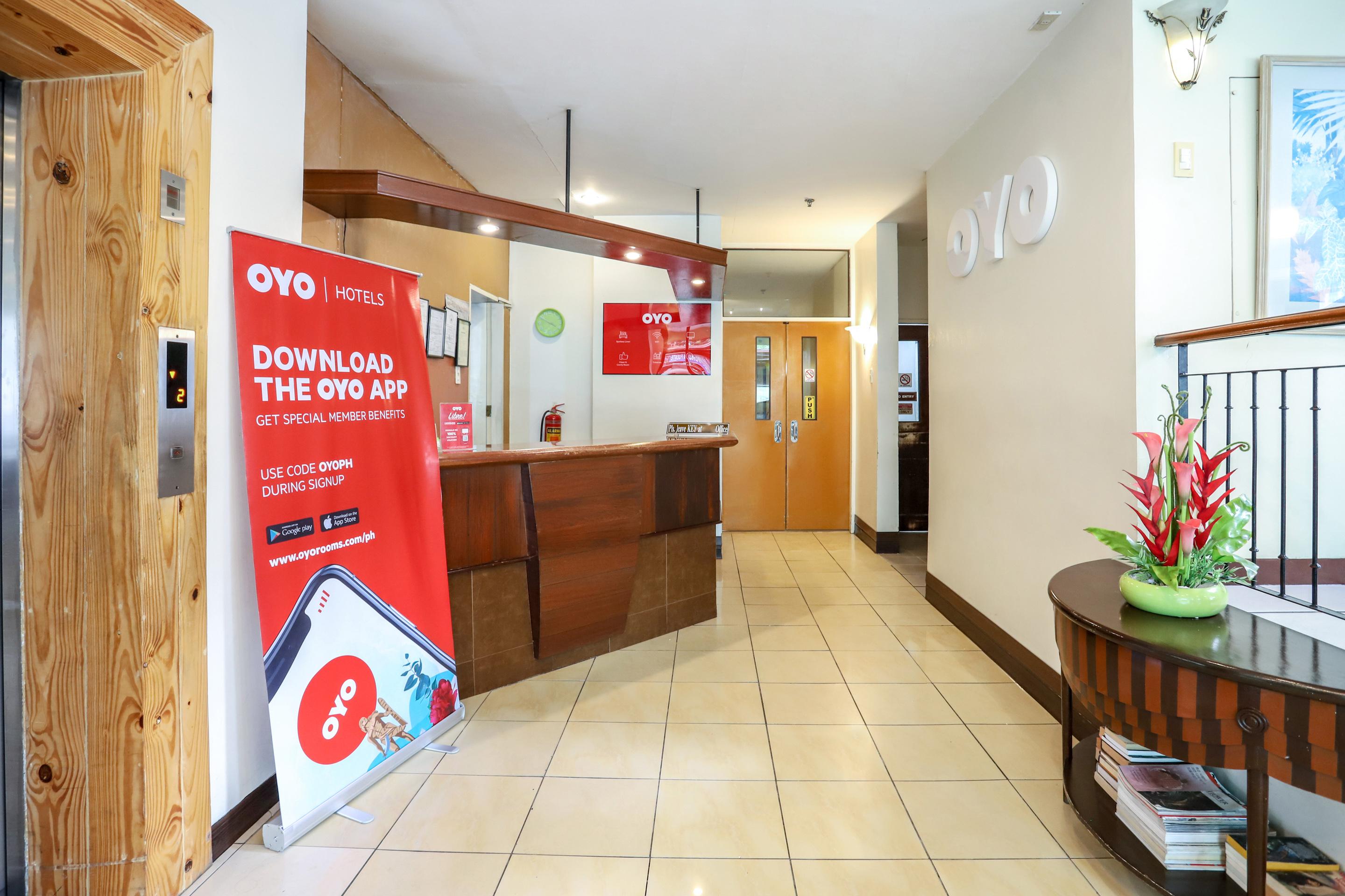 Oyo 210 Apple Tree Suites Cebu Eksteriør billede