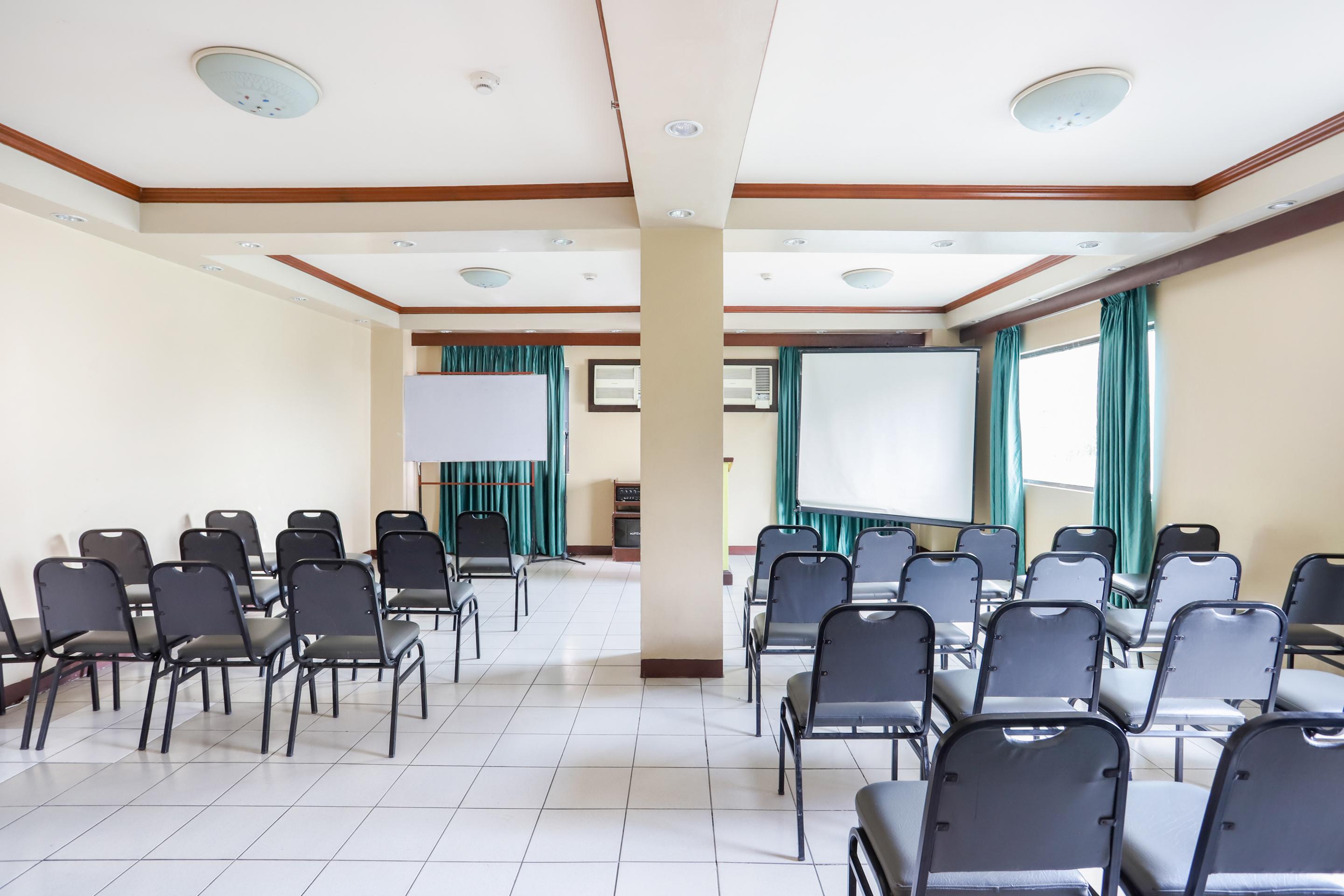 Oyo 210 Apple Tree Suites Cebu Eksteriør billede