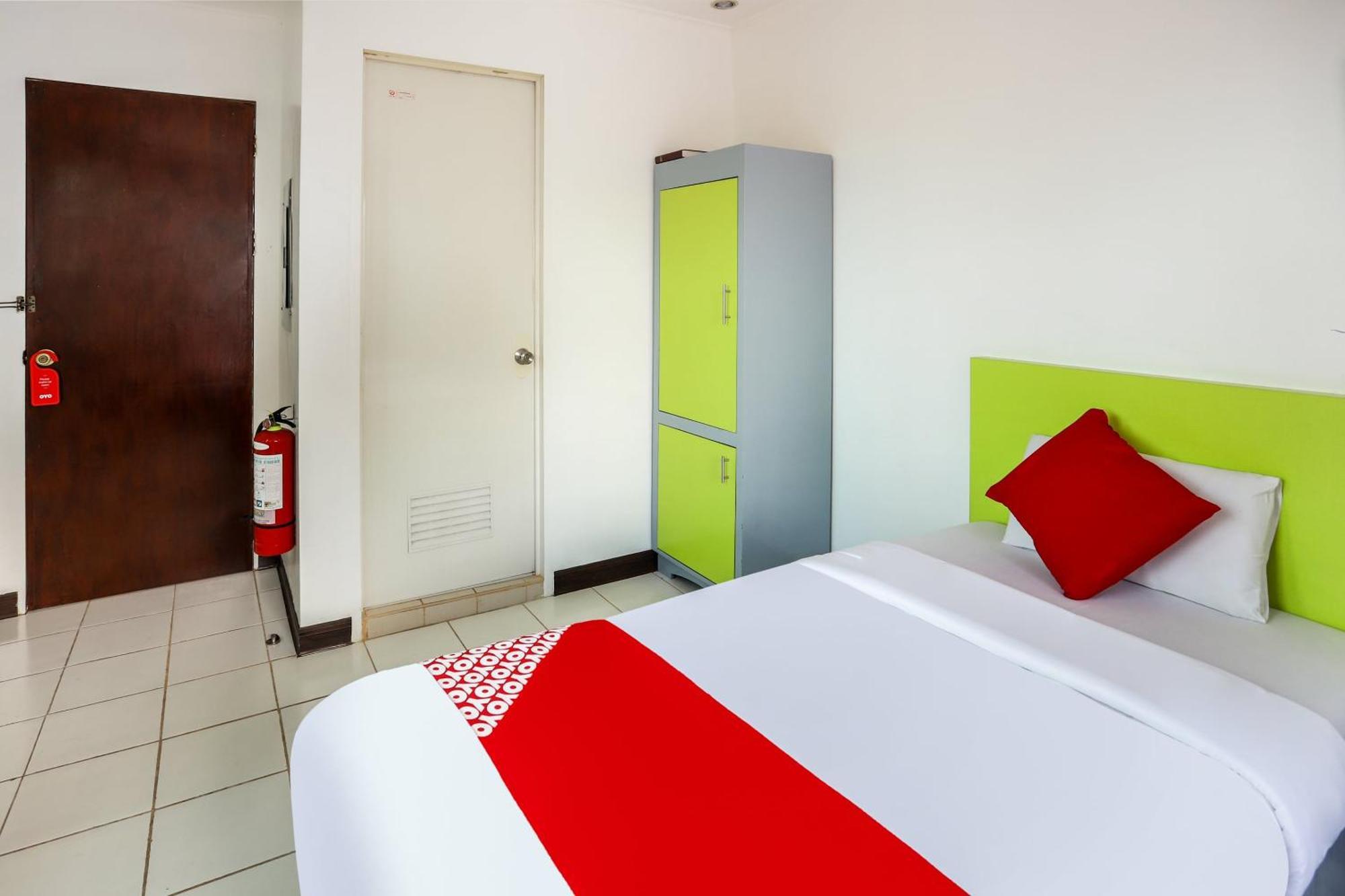 Oyo 210 Apple Tree Suites Cebu Eksteriør billede