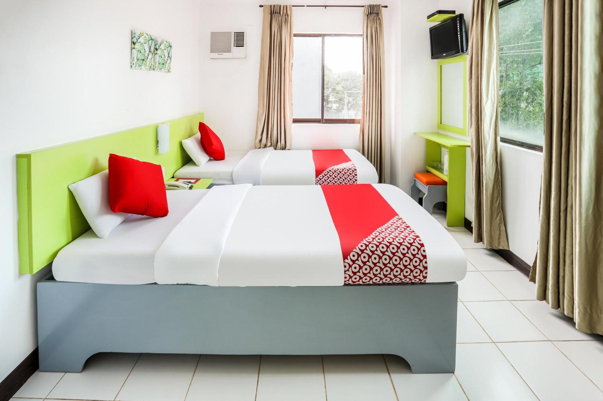 Oyo 210 Apple Tree Suites Cebu Eksteriør billede