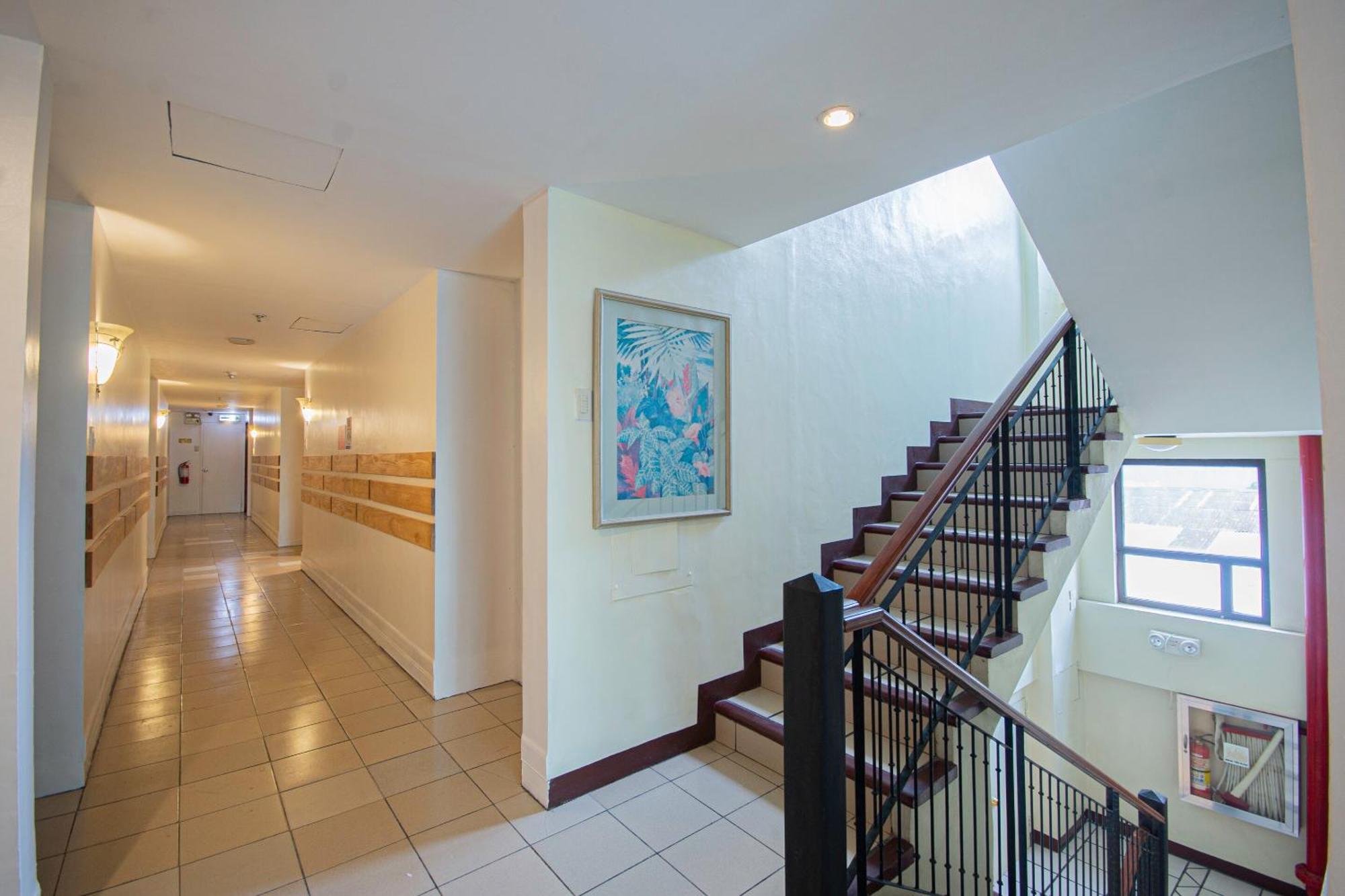 Oyo 210 Apple Tree Suites Cebu Eksteriør billede