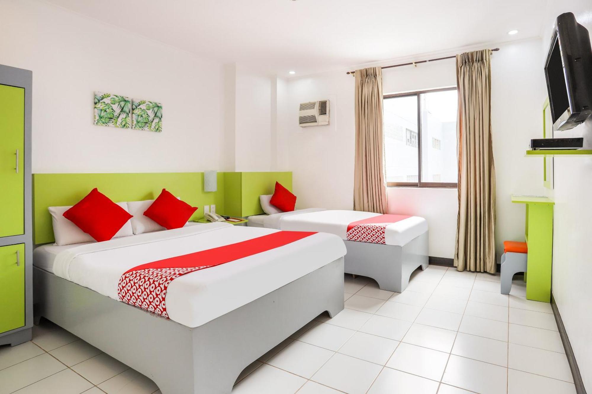 Oyo 210 Apple Tree Suites Cebu Eksteriør billede