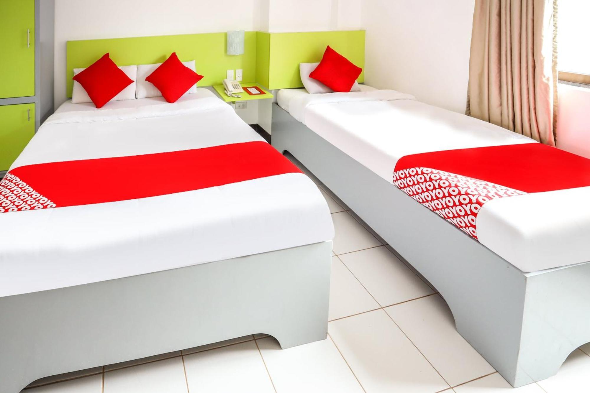 Oyo 210 Apple Tree Suites Cebu Eksteriør billede